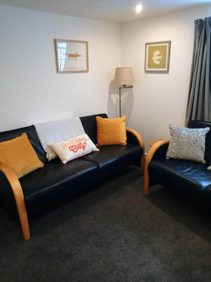2 Bedrooms Sleeps 4 Free Wifi Parking Outdoor Area ランディン・リンクス エクステリア 写真