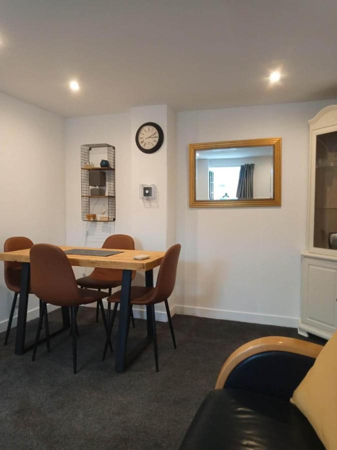 2 Bedrooms Sleeps 4 Free Wifi Parking Outdoor Area ランディン・リンクス エクステリア 写真