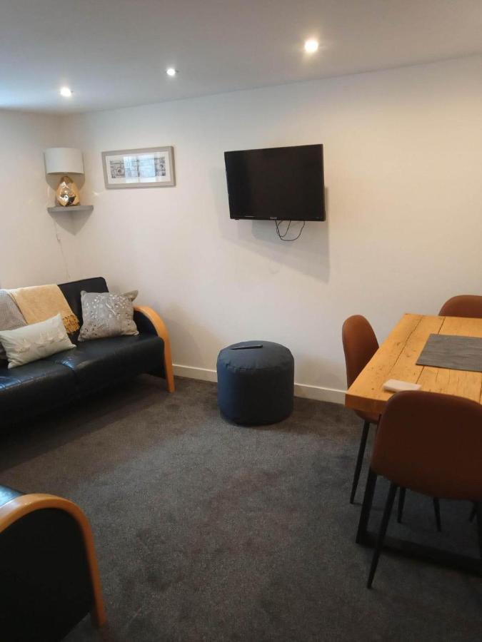 2 Bedrooms Sleeps 4 Free Wifi Parking Outdoor Area ランディン・リンクス エクステリア 写真